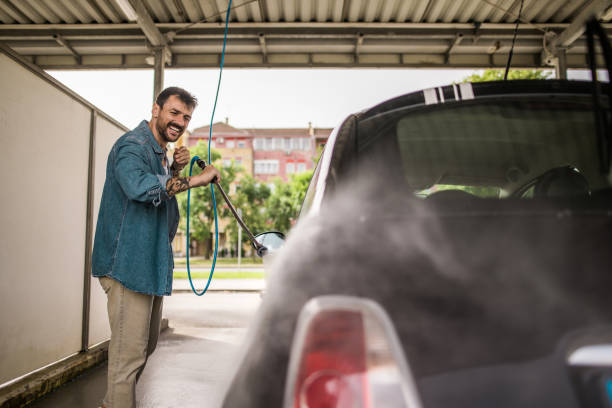 Why Choose Our Certified Pressure Washing Experts for Your Project Needs in Loxahatchee Groves, FL?